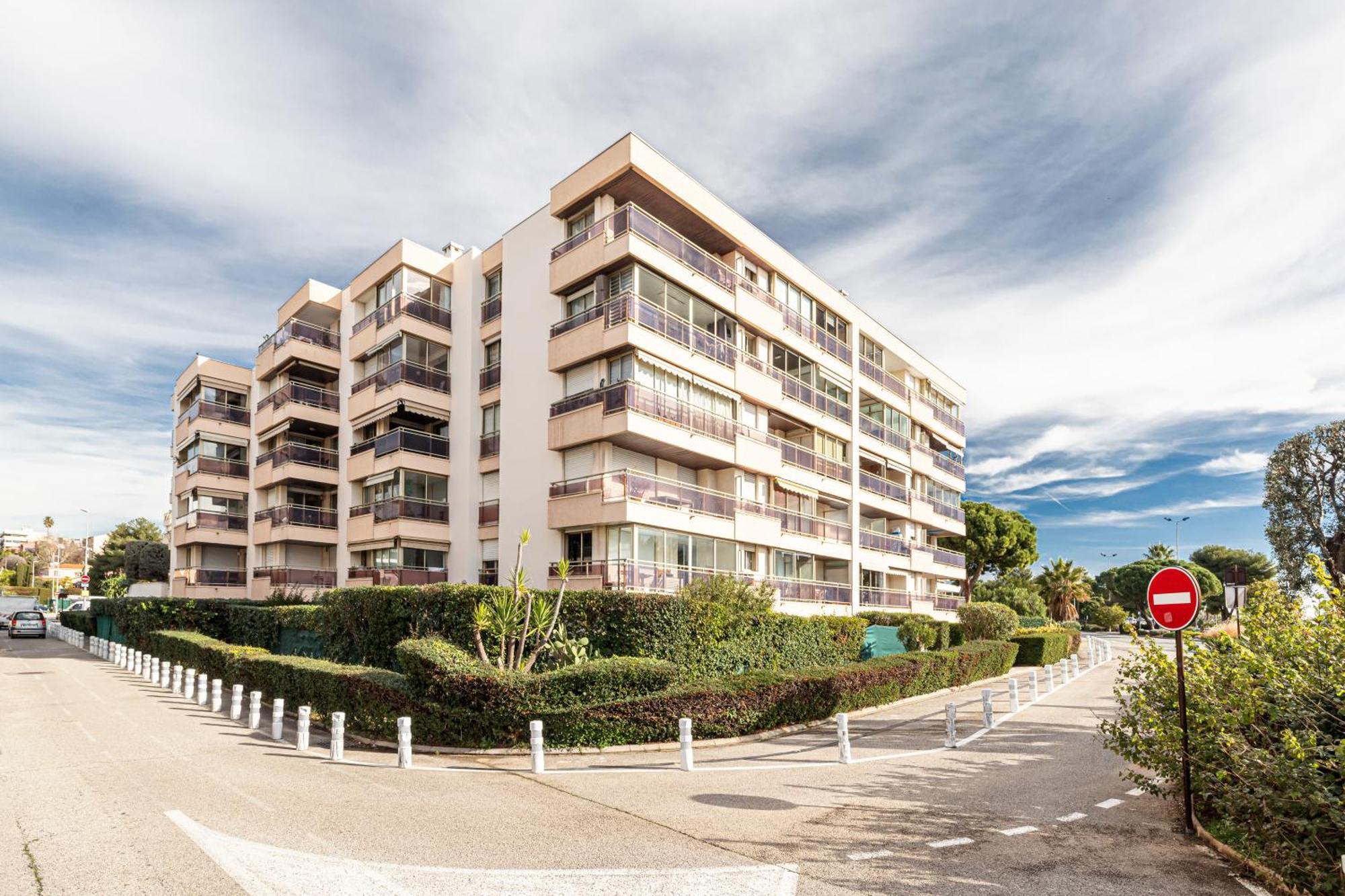 Le Globe Trotteur Apartman Saint-Laurent-du-Var Kültér fotó